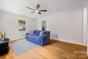 2242 Markham Ct, Charlotte, NC 28205 - Photo 5
