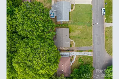 2242 Markham Court, Charlotte, NC 28205 - Photo 33