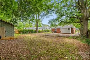 2242 Markham Ct, Charlotte, NC 28205 - Photo 27