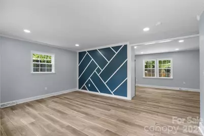 1519 Briarfield Drive, Charlotte, NC 28205 - Photo 5