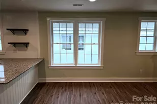 813 Highland Ave SE, Hickory, NC 28602 - Photo 11