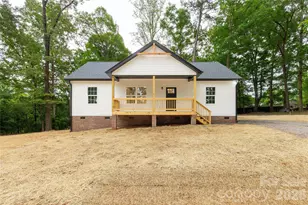 172 Spring Meadow Dr, Clover, SC 29710 - Photo 1