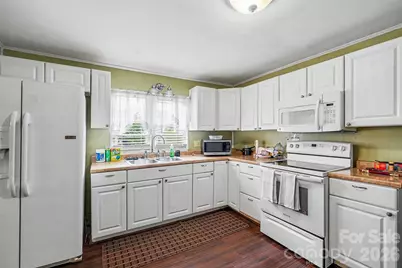 301 Hampton Road, Lancaster, SC 29720 - Photo 11