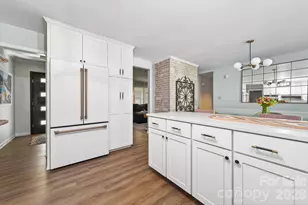 6220 Sharon Rd, Charlotte, NC 28210 - Photo 19