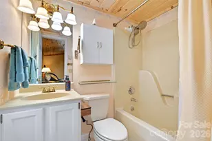 334 Harbor Lake Rd, Newland, NC 28657 - Photo 23