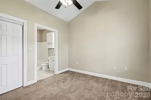 9241 Meadow Vista Rd, Charlotte, NC 28213 - Photo 15