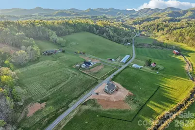1060 California Creek Road, Mars Hill, NC 28754 - Photo 11