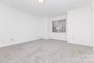 570 29th Ave Dr NW, Hickory, NC 28601 - Photo 15