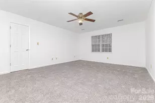 570 29th Ave Dr NW, Hickory, NC 28601 - Photo 19