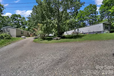 30 Little Rock Road, Newland, NC 28657 - Photo 17
