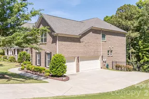 16508 Bryant Meadows Dr, Charlotte, NC 28278 - Photo 5