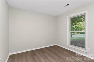 6300 Dwightware Blvd, Charlotte, NC 28227 - Photo 9