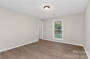 6300 Dwightware Blvd, Charlotte, NC 28227 - Photo 11