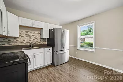 603 Dobson Drive, Charlotte, NC 28213 - Photo 7