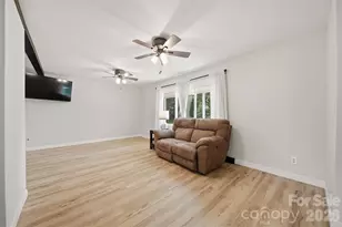 1108 Delwood Dr SW, Lenoir, NC 28645 - Photo 9