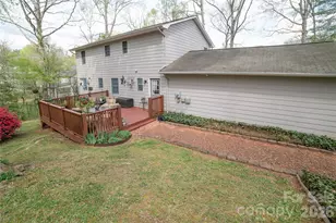 105 Horse Shoe Ln, Morganton, NC 28655 - Photo 7