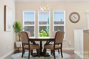 2441 Diplomat Ln, Charlotte, NC 28210 - Photo 9