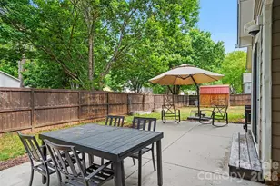 7450 Crestside Ln, Charlotte, NC 28227 - Photo 25