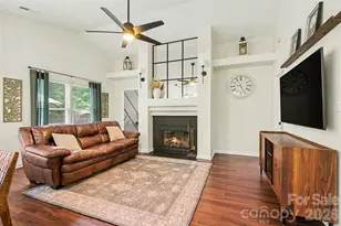 7450 Crestside Ln, Charlotte, NC 28227 - Photo 7