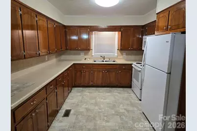 2191 Maple Valley Place, Lenoir, NC 28645 - Photo 5