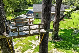 214 W Church St, Jefferson, SC 29718 - Photo 33