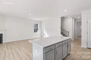 601 17th Ave Dr NE, Hickory, NC 28601 - Photo 7