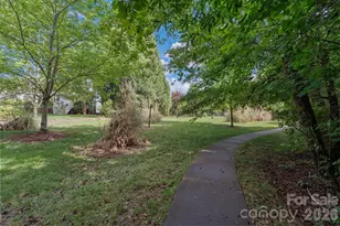 1020 ButterBurr Dr, Matthews, NC 28104 - Photo 47
