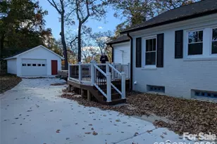 933 W Warren St, Shelby, NC 28150 - Photo 5