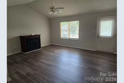 5126 Silver Tree Trail, Conover, NC 28613 - Photo 7