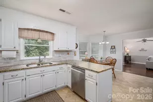 1657 Stallion Way, Gastonia, NC 28056 - Photo 15