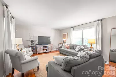 2912 Spring Valley Road, Charlotte, NC 28210 - Photo 3