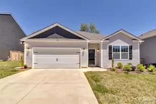 199 Farmwood Trl, Waynesville, NC 28786 - Photo 3