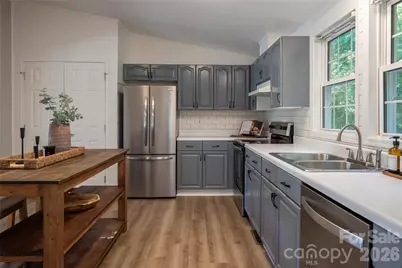 19 Sycamore Street, Asheville, NC 28804 - Photo 13