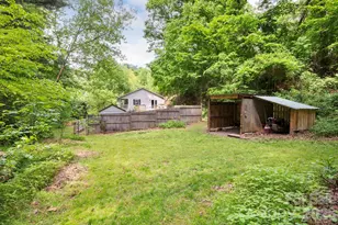 30 Lawterdale Cir, Asheville, NC 28804 - Photo 31