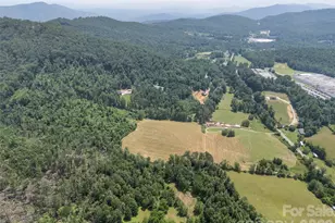 1305 Halltown Rd, Spruce Pine, NC 28777 - Photo 7