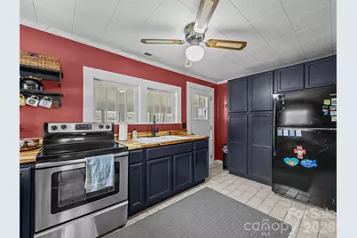 1305 Halltown Road, Spruce Pine, NC 28777 - Photo 35