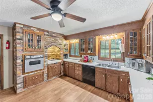 3110 Robinwood Rd, Gastonia, NC 28054 - Photo 23