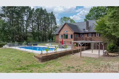 2025 34th Avenue Drive NE, Hickory, NC 28601 - Photo 5