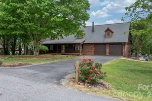 2025 34th Ave Dr NE, Hickory, NC 28601 - Photo 1
