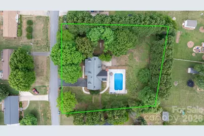 2025 34th Avenue Drive NE, Hickory, NC 28601 - Photo 43