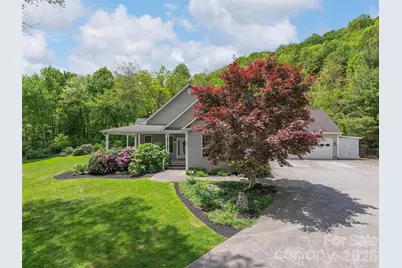 224 Hydrangea Drive, Waynesville, NC 28785 - Photo 3