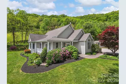 224 Hydrangea Drive, Waynesville, NC 28785 - Photo 1