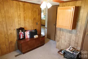 318 Tuckers Grove Rd, Statesville, NC 28625 - Photo 17