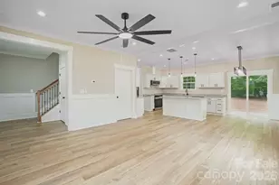 319 Grice St, Shelby, NC 28150 - Photo 9