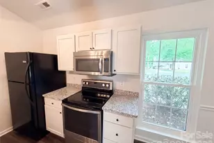 3215 Braewick Pl, Charlotte, NC 28227 - Photo 9