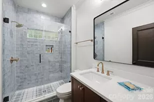 2012 Harris Rd, Charlotte, NC 28211 - Photo 29