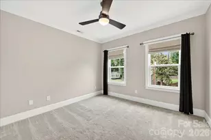 1624 Brook Rd, Charlotte, NC 28205 - Photo 41