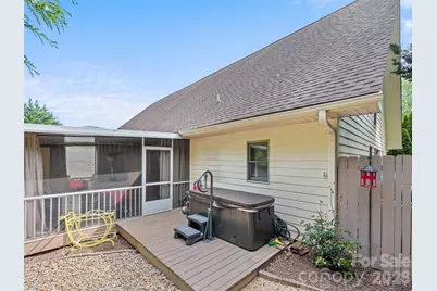 7 Bage Street, Waynesville, NC 28786 - Photo 5