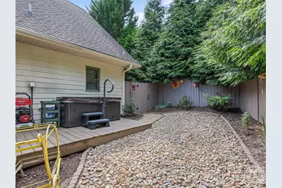 7 Bage Street, Waynesville, NC 28786 - Photo 7