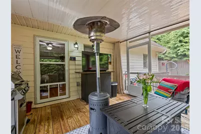 7 Bage Street, Waynesville, NC 28786 - Photo 27